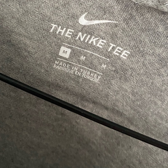 NWT Nike long sleeve Cropped - Picture 9 of 9